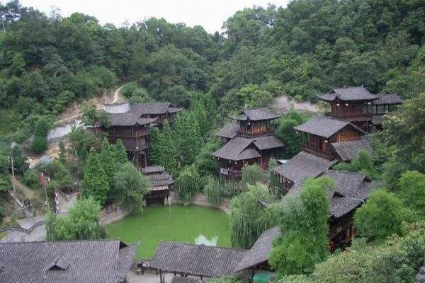 张家界十大旅游景点 去张家界不容错过的景点推荐