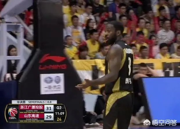 山东高速与浙江广厦的半决赛刚开始,睢冉就被罚下,对此你怎么看?