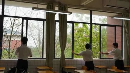 教育部表示“高校错峰放假离校”,那放假是延迟还是提前?