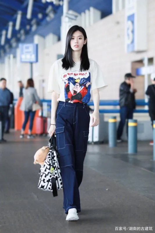 超模奚梦瑶产后身材出现变化了吗？