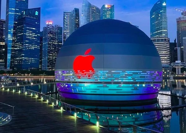 首个水上苹果零售店落户新加坡，开业时间是什么时候？