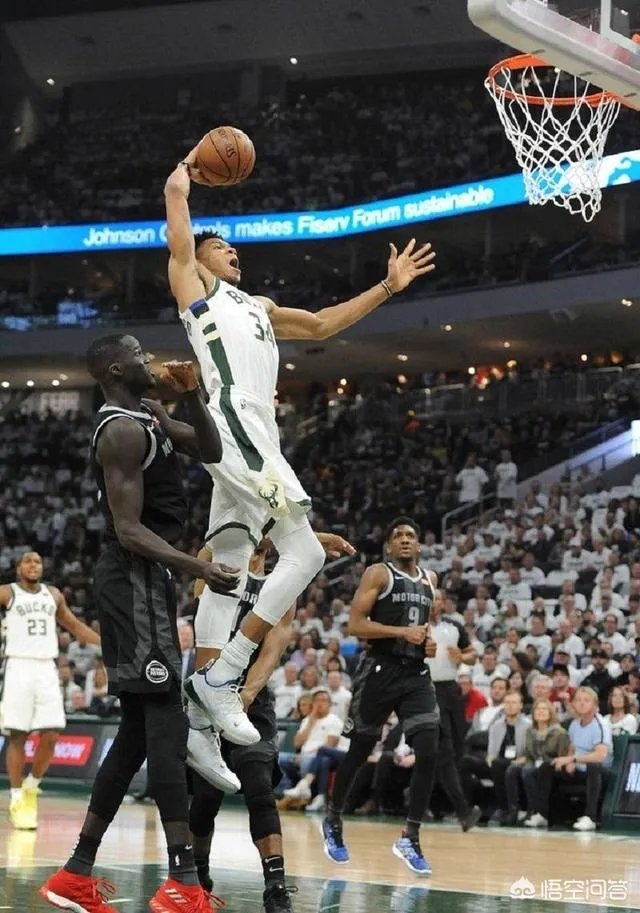 绿军横扫步行者，雄鹿横扫活塞也在即，季后赛次轮两队再狭路相逢，会擦出怎样的火花？