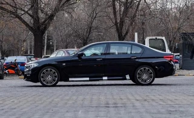 宝马530li报价及图片？