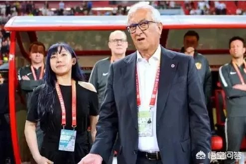 曼萨诺模仿老乡卡马乔就是不请辞，为何中超总会遇到这样的西班牙教练？