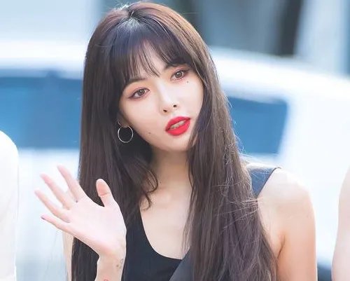 泫雅确诊新冠了，现在韩国有哪些艺人被感染了？