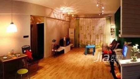 好色女袒露内心 激情晾晒80平完美家