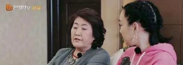 钟丽缇明明可以在演艺圈辉煌一生,却被自己的恋爱脑所耽搁!你怎么看?