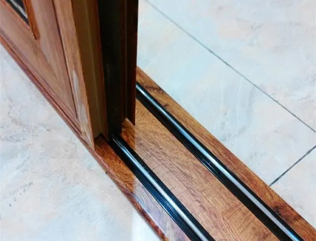 铝合金推拉门价格 如何选购铝合金推拉门