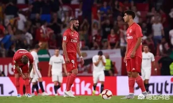 皇马0比3惨败塞维利亚，巴萨1比2不敌莱加内斯，西甲双雄客场爆冷输球，对此你怎么看？