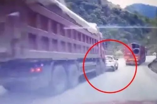 云南玉溪三车追尾致5死1伤，造成此起交通事故的原因是什么？