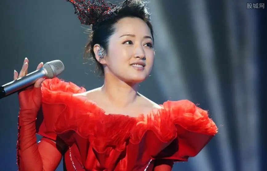 杨钰莹羞辱门 杨钰莹不堪往事被曝光