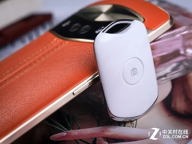 阳光沙滩美女 男生没有这款机型怎么行