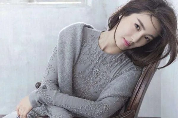 张雨绮原名竟为张爽,她为何要改名?