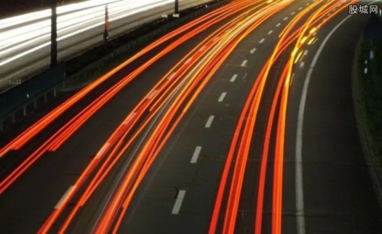 中国首条超级公路引关注 这条超级公路亮点甚多