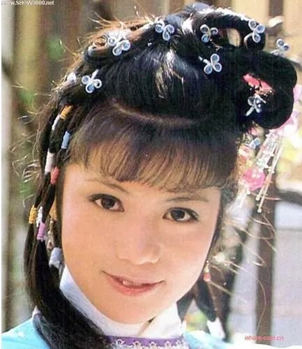 新版射雕中李一桐扮演的黄蓉能超越83版翁美玲吗?