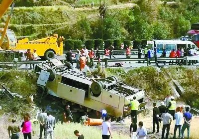 昆楚高速特大车祸的云南楚雄特大交通事故简介