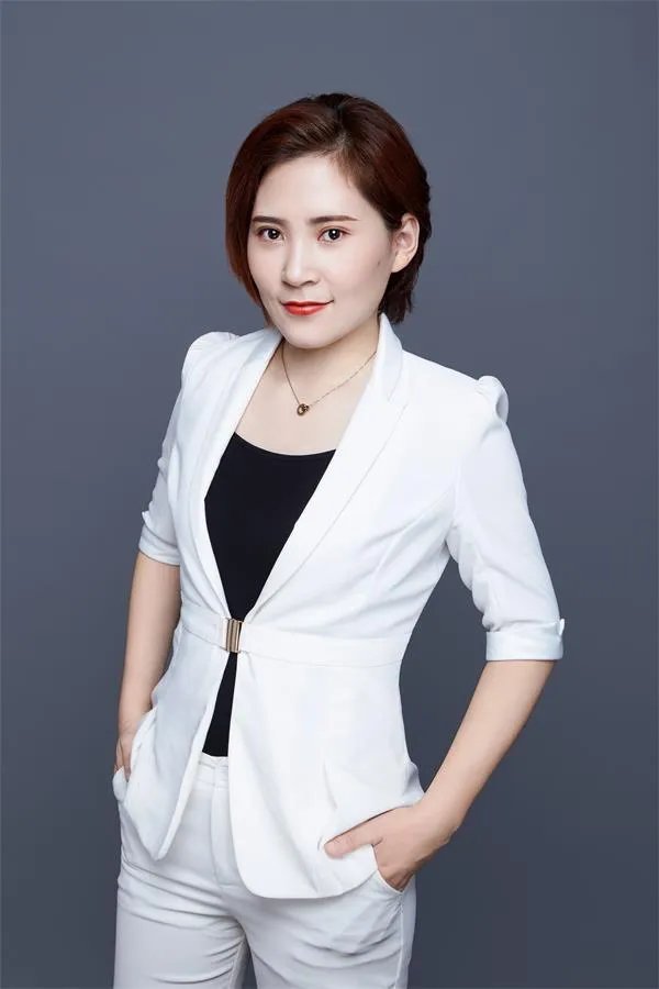 天津力天装饰企业人物专访-她从稚嫩到成熟,14年经历了什么?