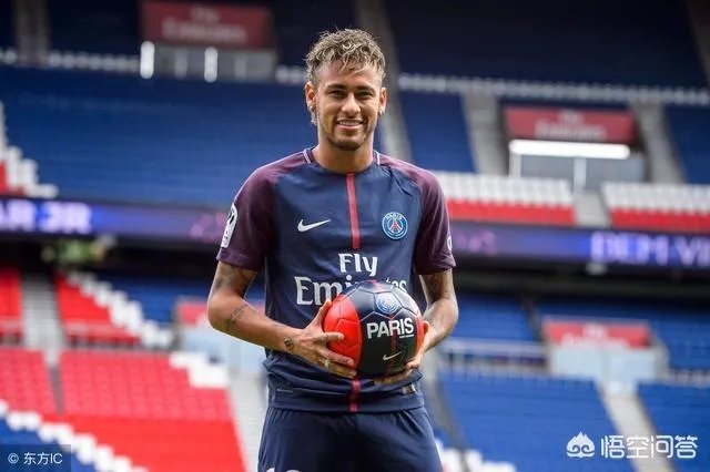 为什么卡瓦尼不敢惹伊布,但是对内马尔很不友好?