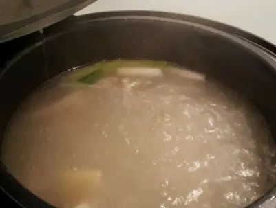 清汤火锅底料有怎样的做法？