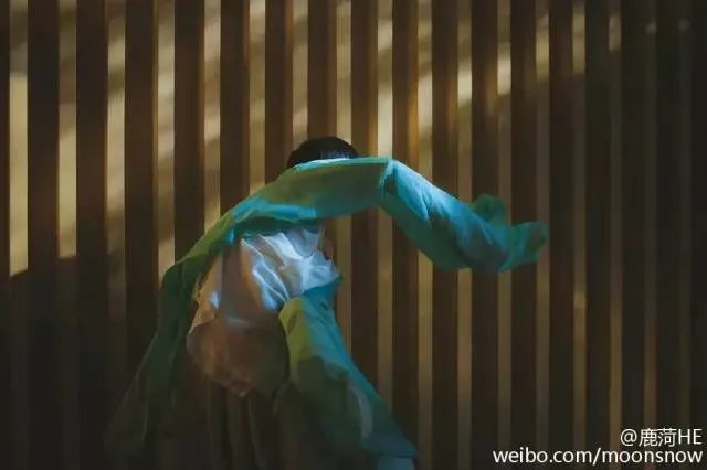 小心，画中有妖气！