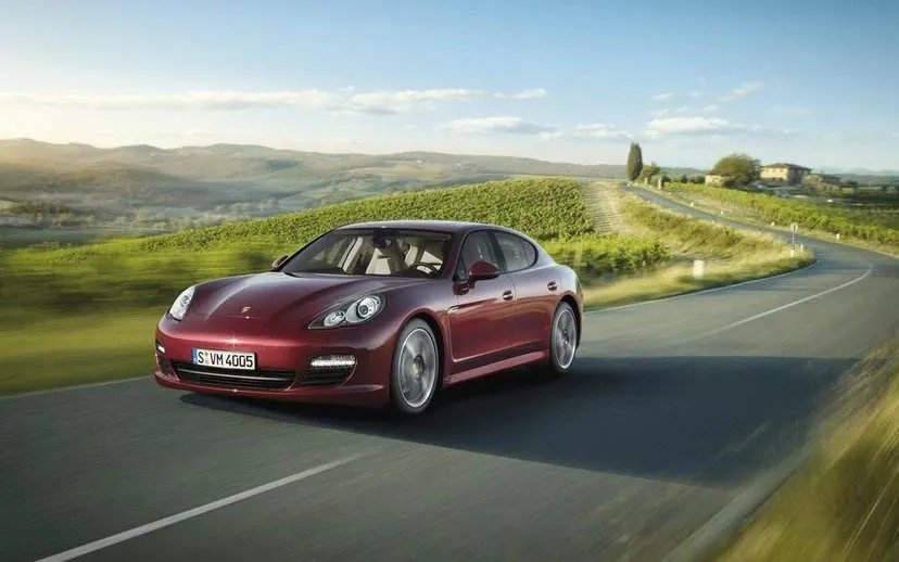 3人自驾游九寨，回成都途中失联，失联人员的身份是什么？