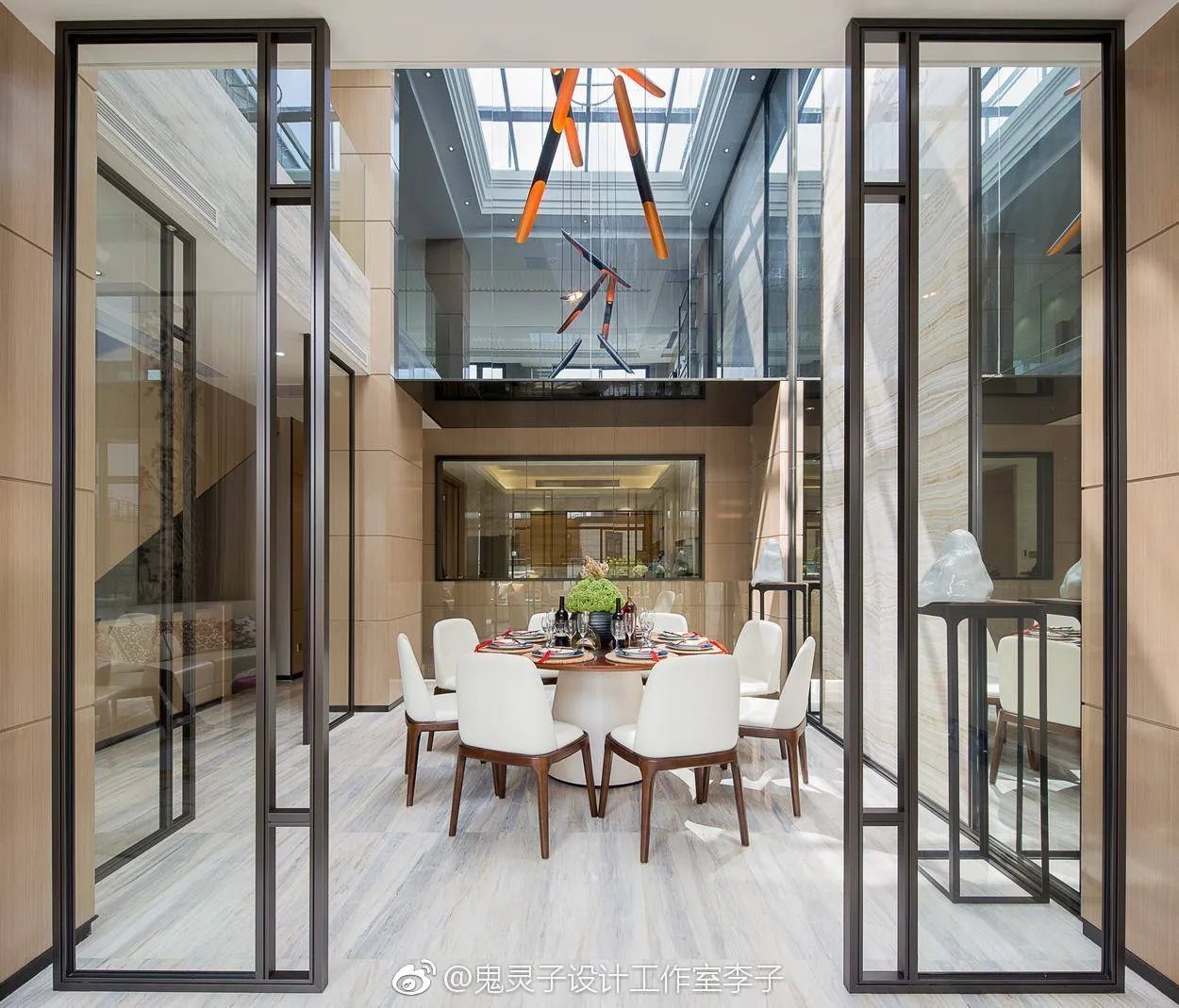 在喧嚣繁杂的闹市中寻获一方净土，静静感受生活，好好释放身心，...