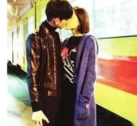 张翰深夜驾豪车接娜扎你怎么看？