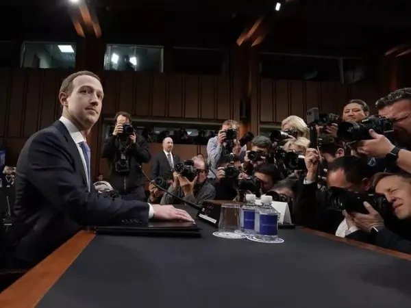 扎克伯格就万人被裁视频致歉，他究竟做错了什么？