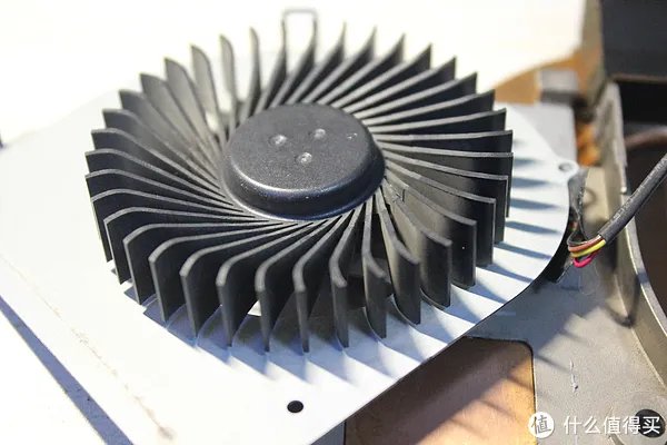 #我的笔电进化史#嘿，你的小Y——联想y480拆机清灰教程