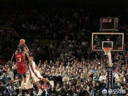 韦德罚球准绝杀爵士，韦德明明还有能力继续征战NBA，为什么传谣他还要选择退役？