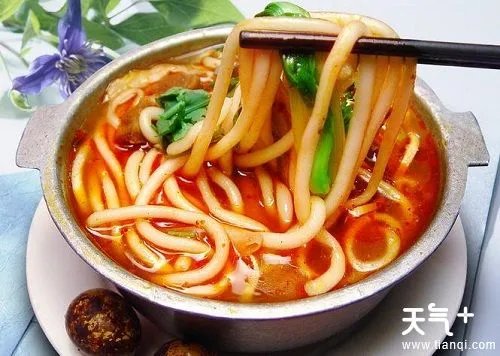哈尔滨中央大街美食攻略 哈尔滨中央大街必吃美食