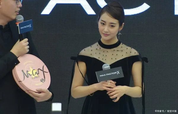 李易峰的女朋友是谁？