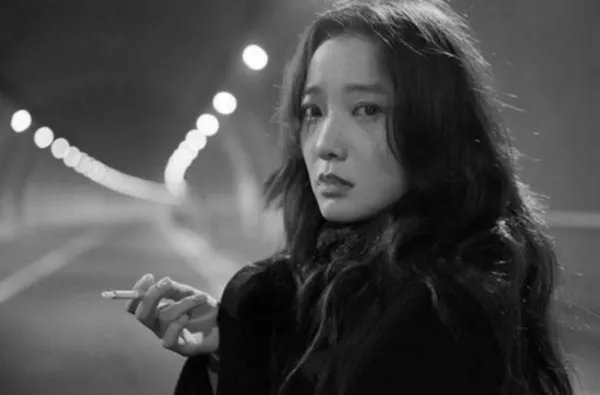 王珞丹唱歌不好听，被群嘲的很厉害，学了这么久有提高吗？