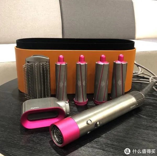 从开箱到使用,实测戴森卷发棒的使用效果