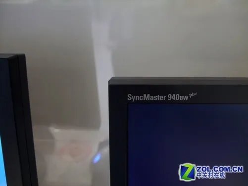 性能升级! 三星940BW+显示器全面解析