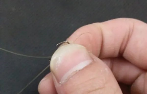 怎么绑鱼钩图解