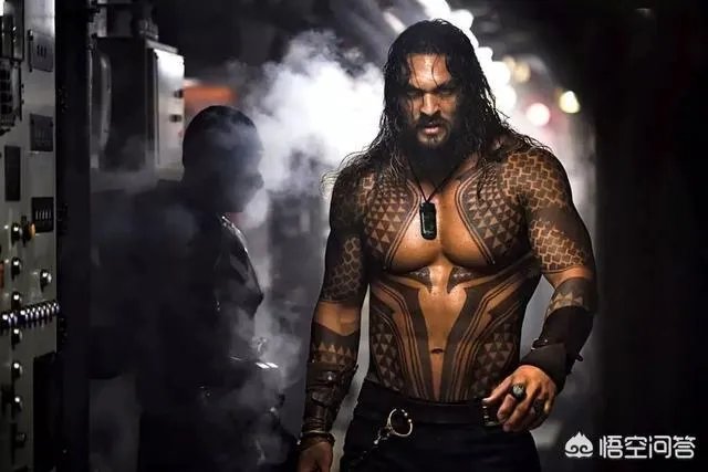 《海王》里有哪些很难发现的彩蛋？