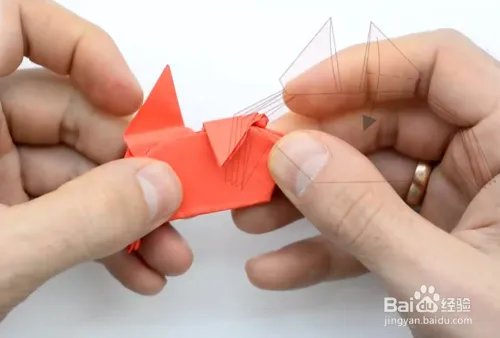 用一毛钱一张的彩纸如何折叠八脚大闸蟹