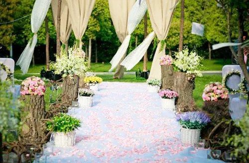 室外婚礼流程解析 如何打造独一无二的户外婚礼