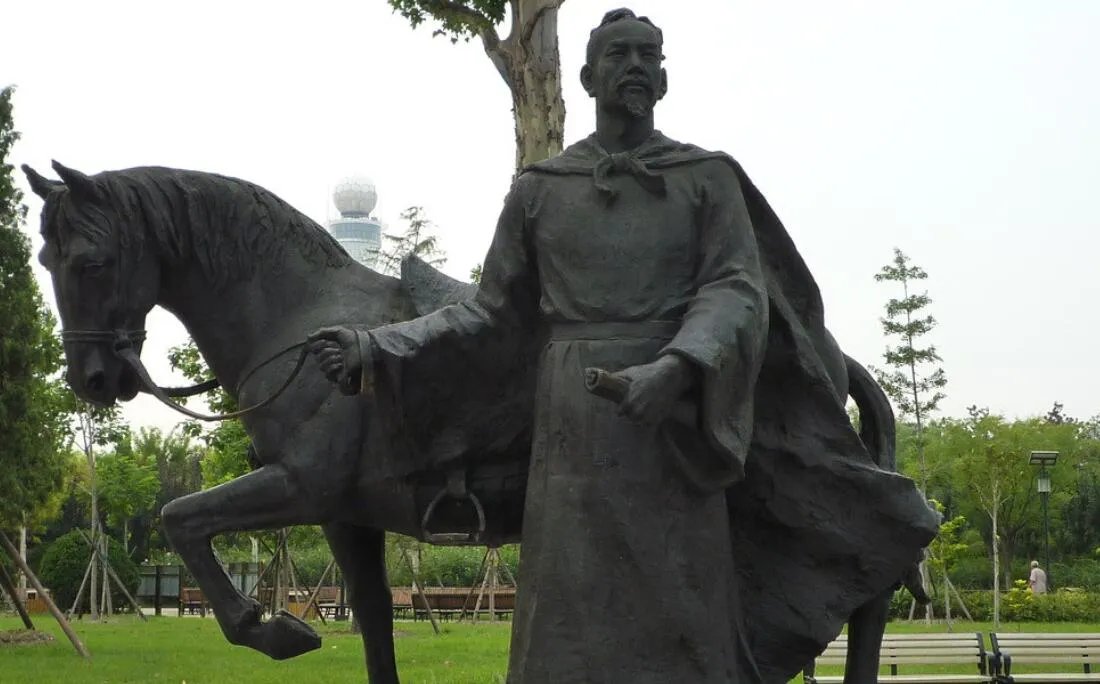 “青枫江上秋帆远,白帝城边古木疏”出自哪首诗？作者是谁?