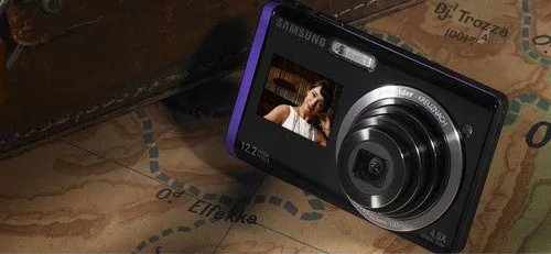 哥玩的是自拍! 双屏DC三星ST550评测首发