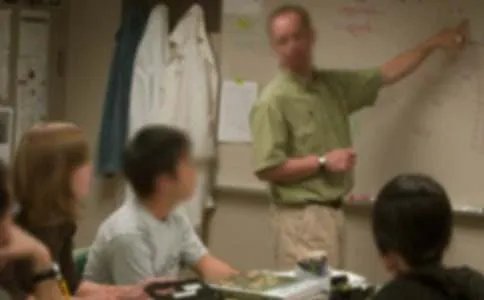 大学生给老师的评语