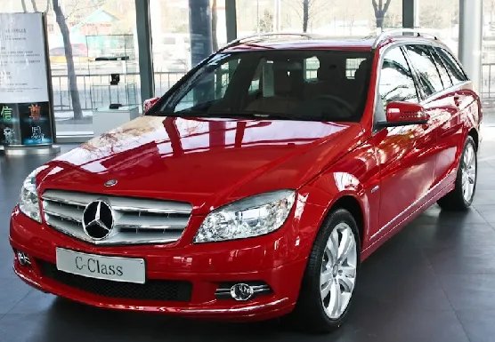 奔驰C200报价是多少？目前值得入手么？