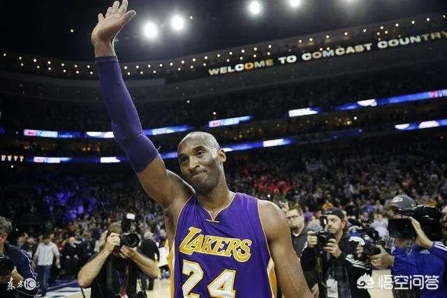 科比突破30000分的时候篮板和助攻各是多少？