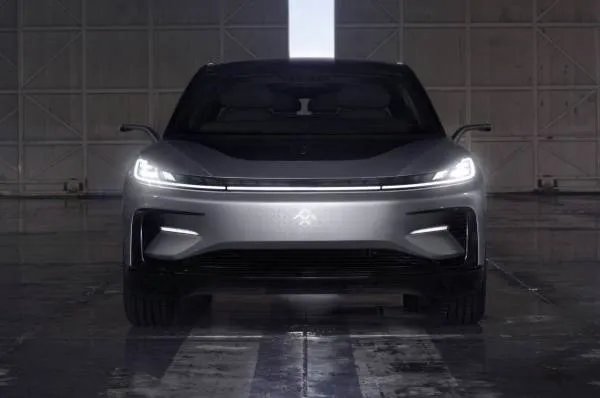 法拉第未来上市首日破发，你如何看待此现象？