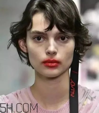 2018流行什么妆容？2018女性流行妆容