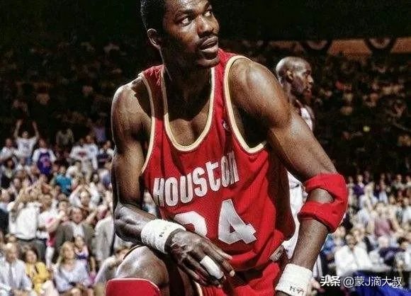 NBA中谁的内线脚步最好？