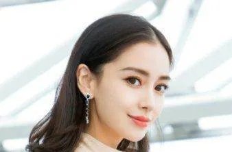 黄晓明被曝与叶珂恋爱，女方回应：不是为了和黄晓明在一起才离婚，你咋看？