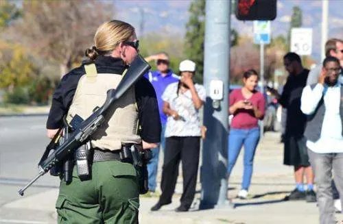 美国小学枪击案死了多少人?