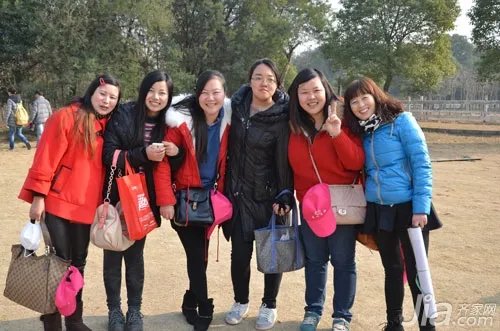 收获进步也收获喜悦  齐家网分站员工风采